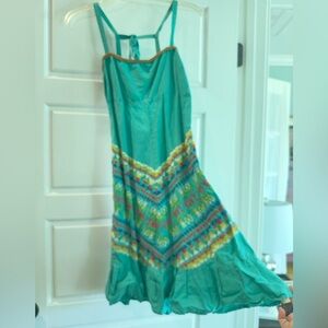 Free People embroidered dress size 6 small